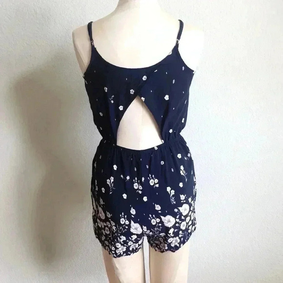 Garage Blue Floral Romper with Cut Out Back Detail - Picture 5 of 7